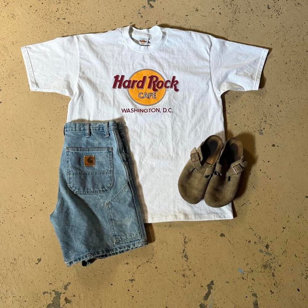 Vintage 90s hard rock cafe white graphic t shirt